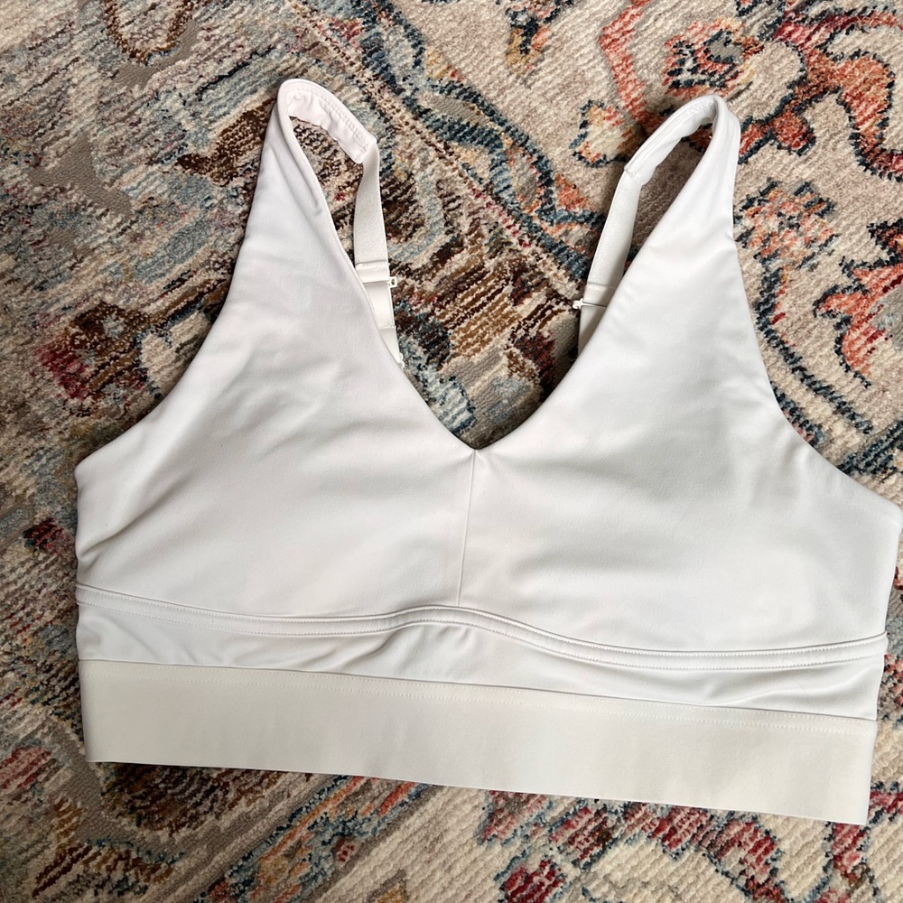 Fabletics sports bra